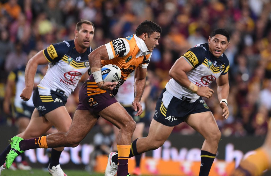 Justin Hodges of the Brisbane Broncos (centre) in action during their Qualifying Final game against the North Queensland Cowboys at Suncorp Stadium in Brisbane, Saturday, Sept. 12, 2015. (AAP Image/Dan Peled) NO ARCHIVING, EDITORIAL USE ONLY Justin Hodges of the Brisbane Broncos (centre) in action during their Qualifying Final game against the North Queensland Cowboys at Suncorp Stadium in Brisbane, Saturday, Sept. 12, 2015. (AAP Image/Dan Peled) NO ARCHIVING, EDITORIAL USE ONLY